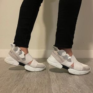 Emilio Pucci ruffle signature sneaker